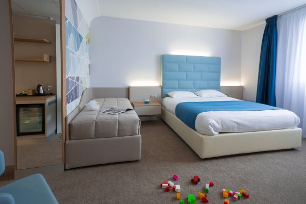 SEJOUR AU FUTUROSCOPE POUR 1 ADULTE ET 2 ENFANTS